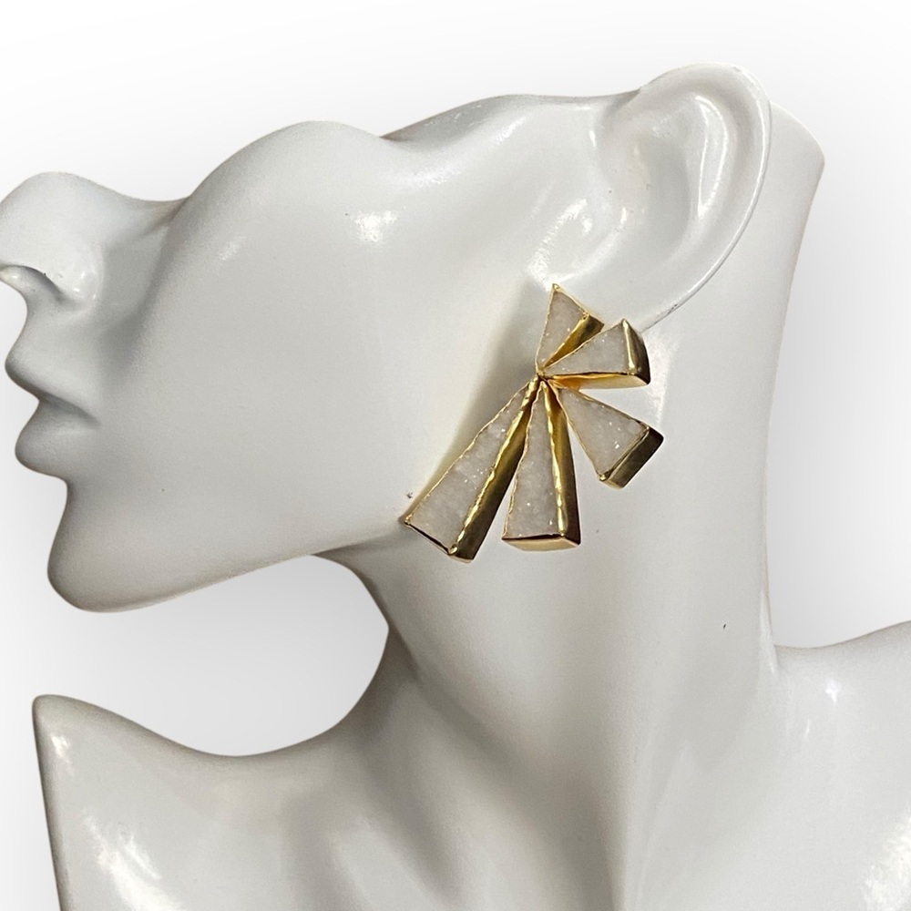 177 Geometric Earrings - Picture 10 of 11